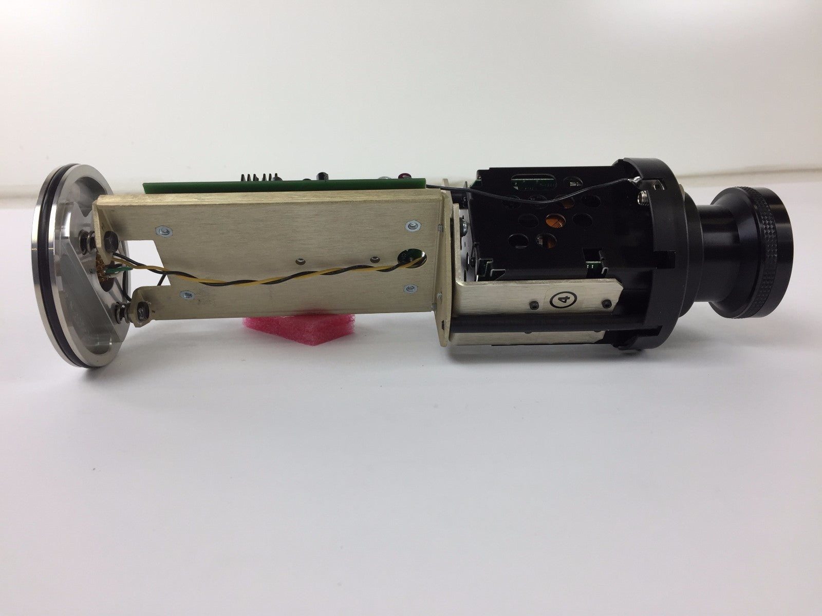 Hitachi VK-S214R Surveillance Camera with WTI-WL6 Lens and 110V AC Power Board