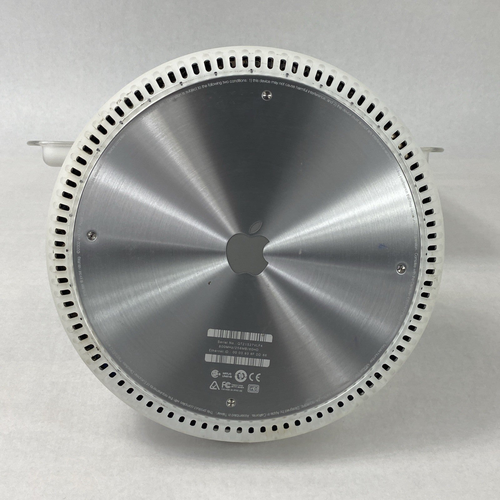 Apple M6498 iMac G4 / 800 15" 2002 PowerPC G4 2.10 GHz 768 MB RAM No HDD No OS