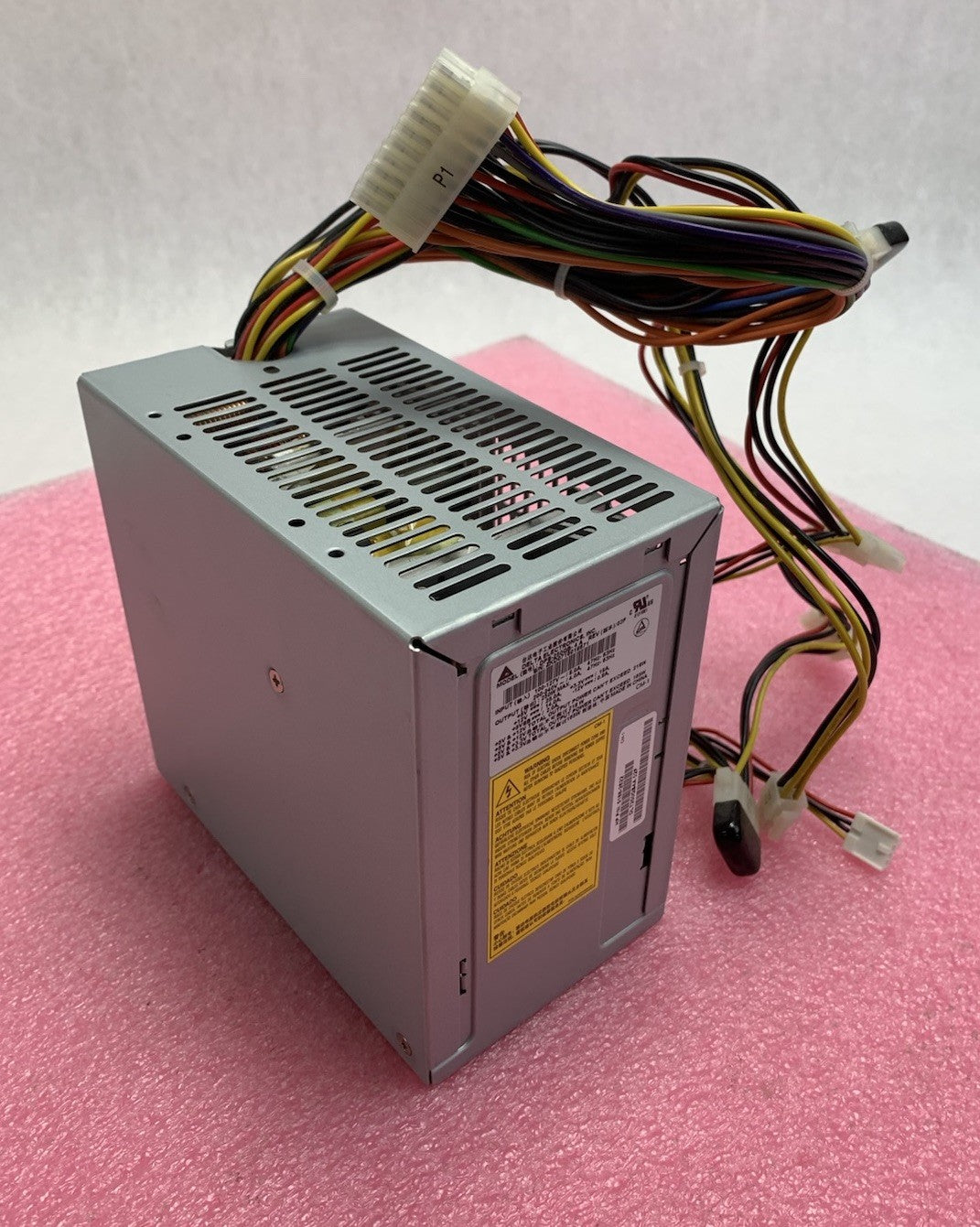 Delta DPS-250QB-4 A 250W Computer Power Supply0