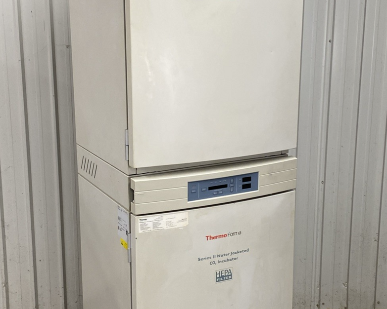 Thermo Forma 3130 Series II Water Jacketed CO2 Incubators
