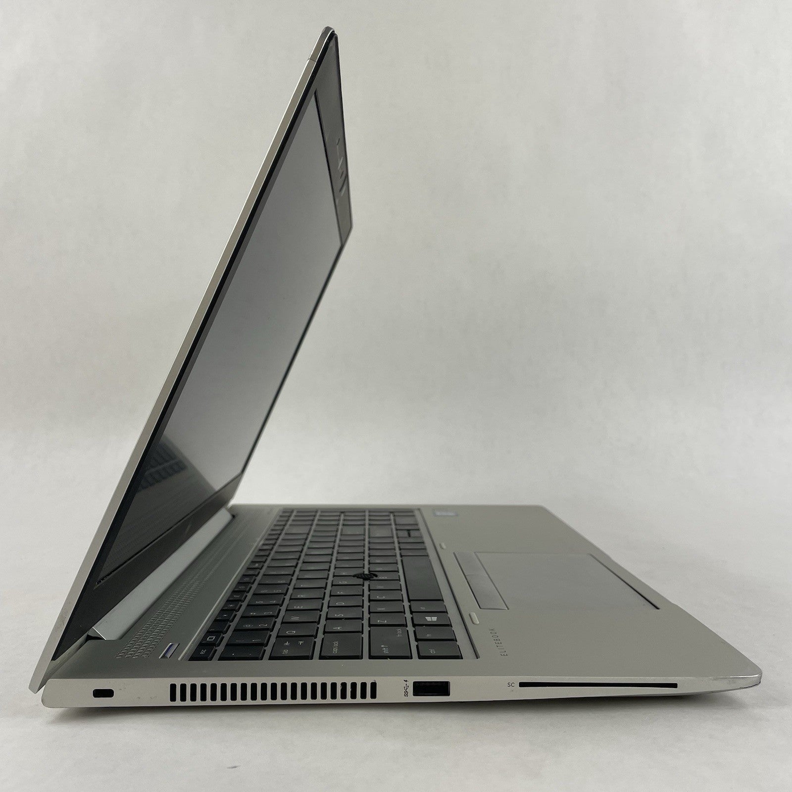 HP EliteBook 850 G6 15.6" i5-8365U 1.60 GHz 8 GB RAM No SSD/OS/AC - Bottom Latch3