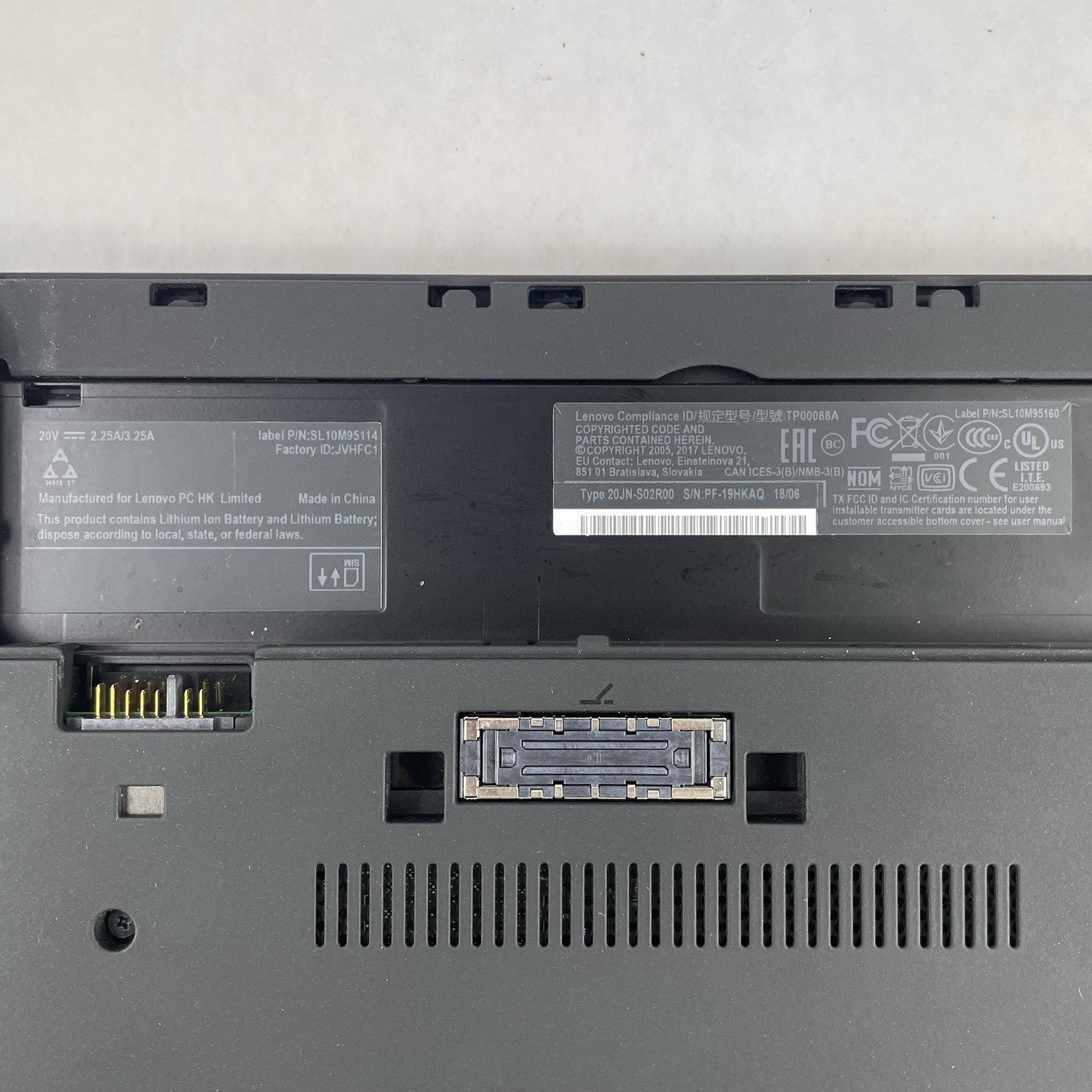 Lenovo ThinkPad T470 14" i5-6300U 2.40 GHz 8 GB RAM No SSD/OS/AC/Battery14