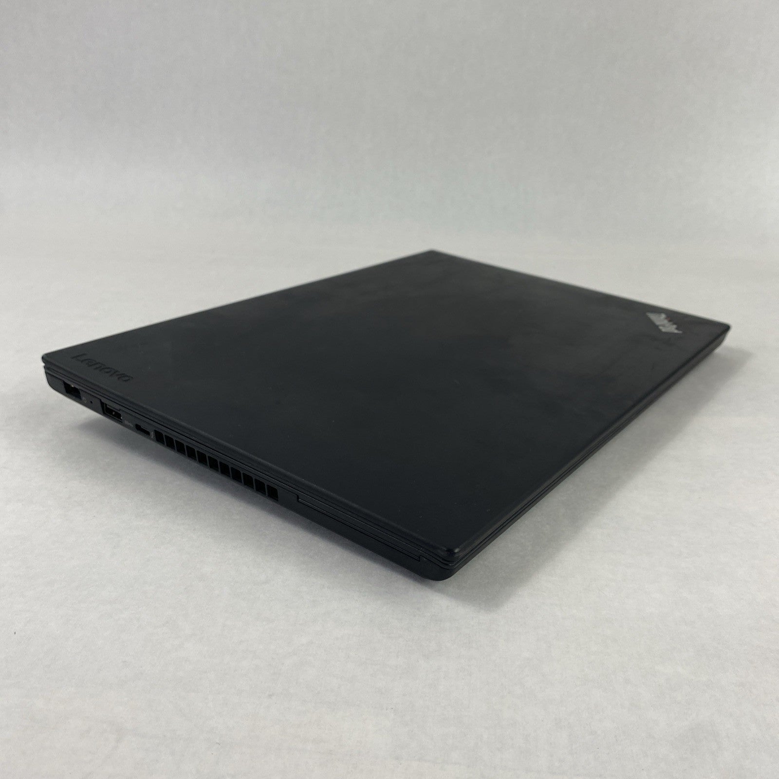 Lenovo ThinkPad T470 Intel Core i5-7300U 2.6 GHz 8 GB RAM 14.0" No HDD No OS