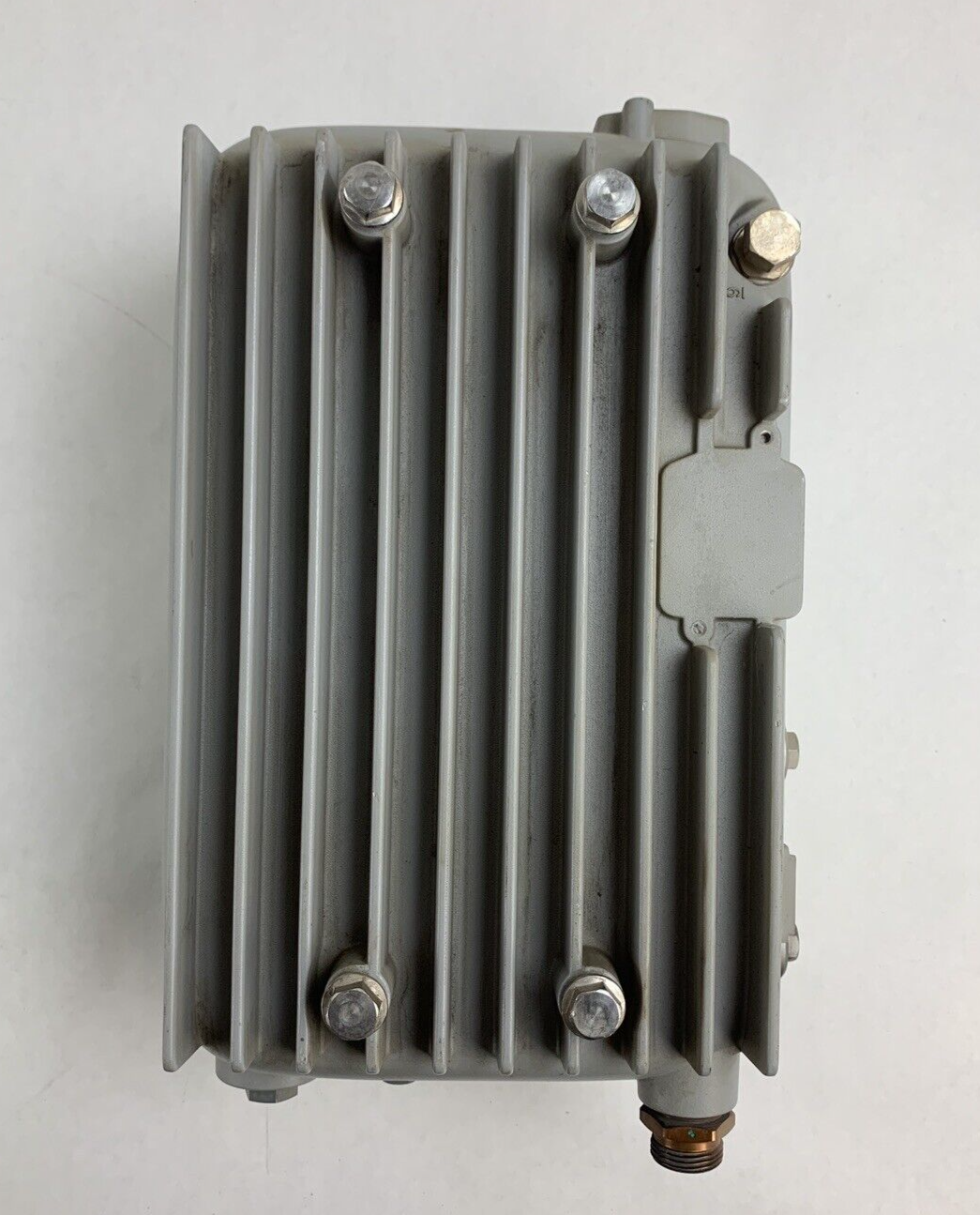 Cisco AIR-AP1572EAC-B-K9 Aironet Outdoor Access Point Missing Screws and Covers