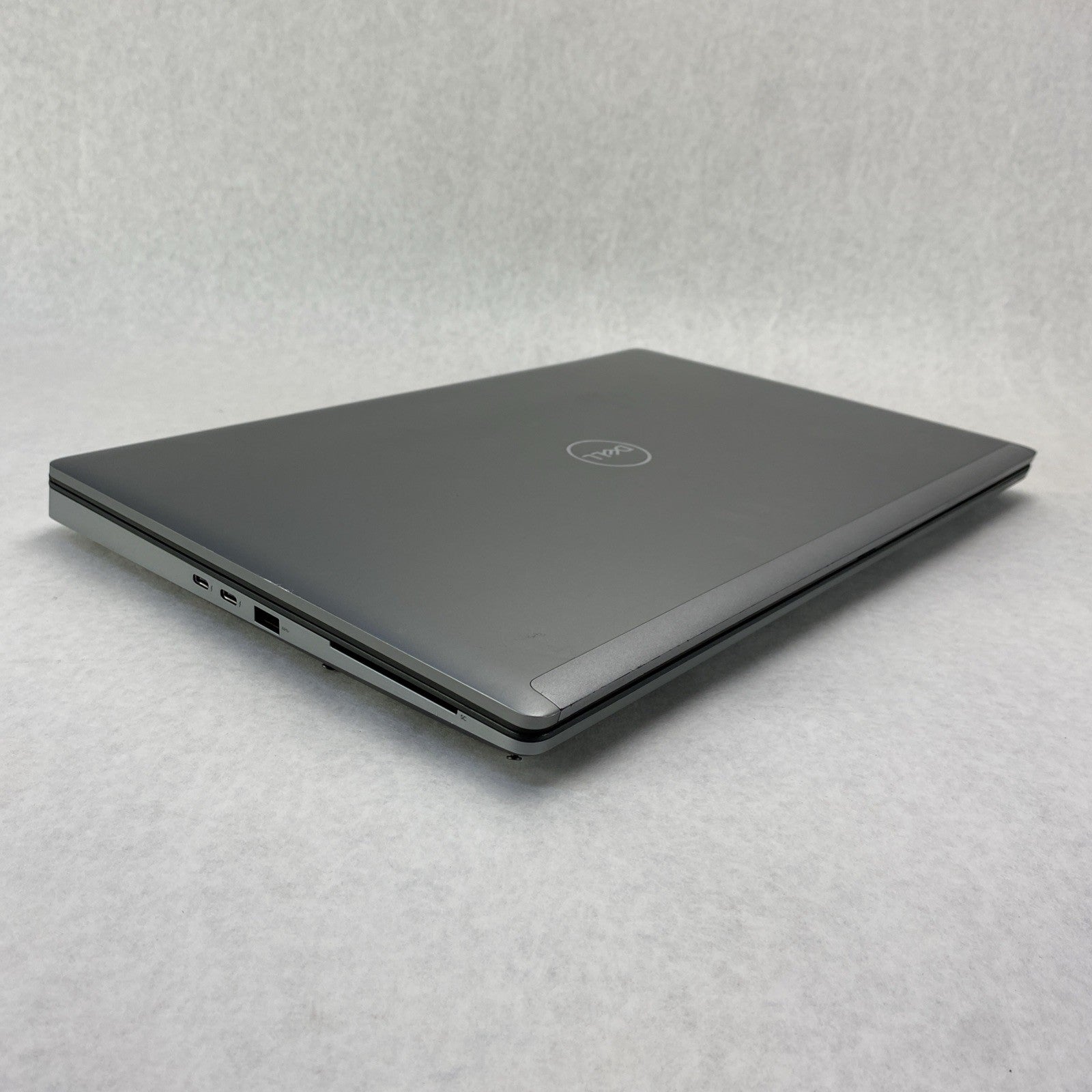 Dell Precision 7750 17.3" Core i7-10850H 2.30 GHz 32GB RAM RTX 4000 No SSD No OS