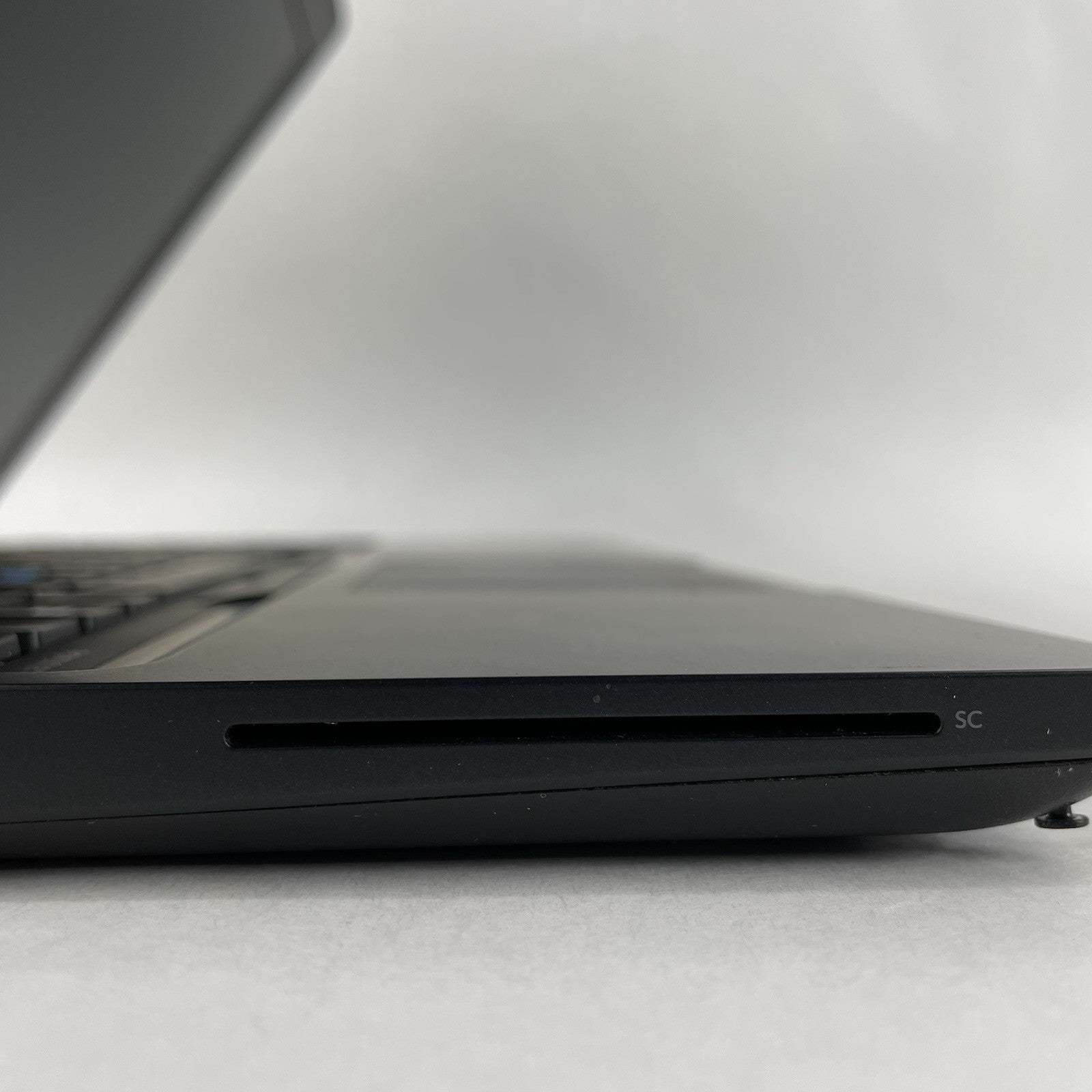 Dell Latitude 5580 15.6" i5-6300U 2.40 GHz 8 GB RAM No SSD/OS/AC7