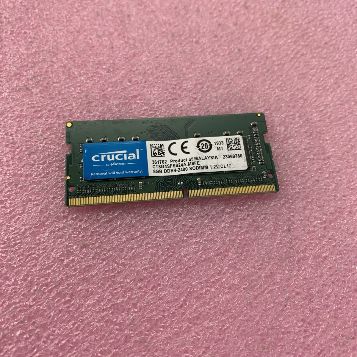 Crucial Micron 8GB DDR4-2400 SODIMM 1.2V CL 17 - Untested1