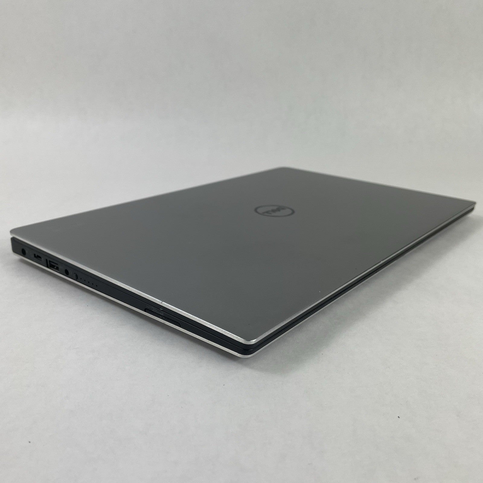 Dell XPS 13 9360 13.3" i5-7200U 2.50 GHz 4 GB RAM No SSD/OS/AC/Battery10