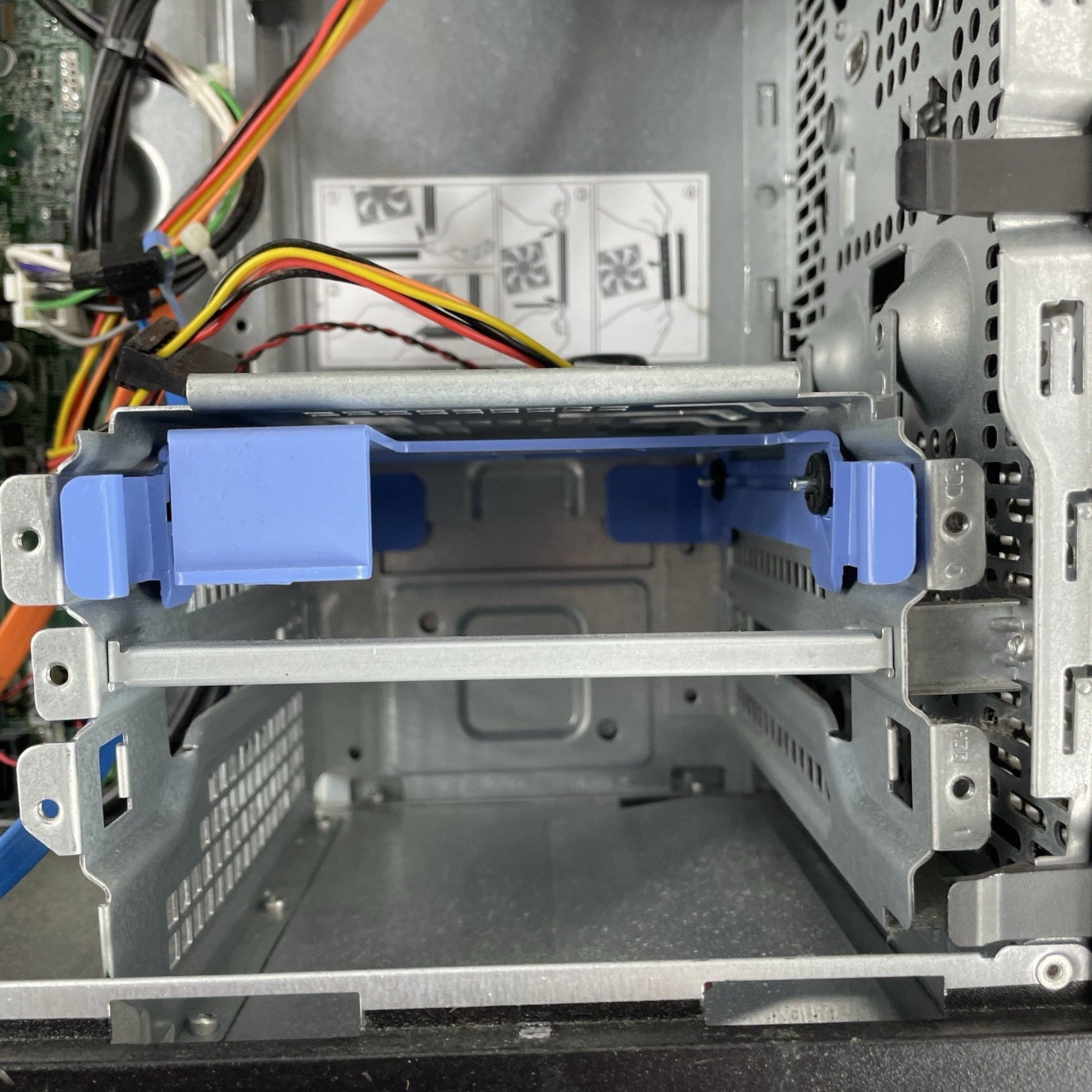 Dell Optiplex 3020 MT i5-4570 3.20 GHz 4 GB RAM No HDD/OS7