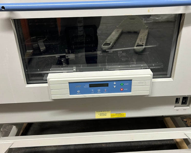 Thermo Scientific MaxQ 8000 SHKE8000-7 493 Stackable Orbital Shaker
