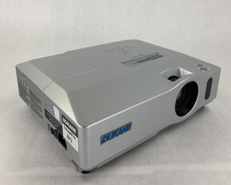 Hitachi CP-X300 3LCD Projector Conference 1080i HDMI LAMP W/ 330 Lamp Hours