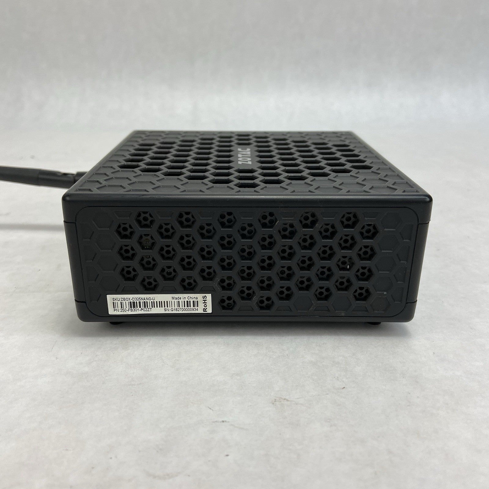 Zotac ZBox-CI325NANO MFF Intel Celeron N3160 1.6GHz 8GB RAM No AC/HDD/OS4
