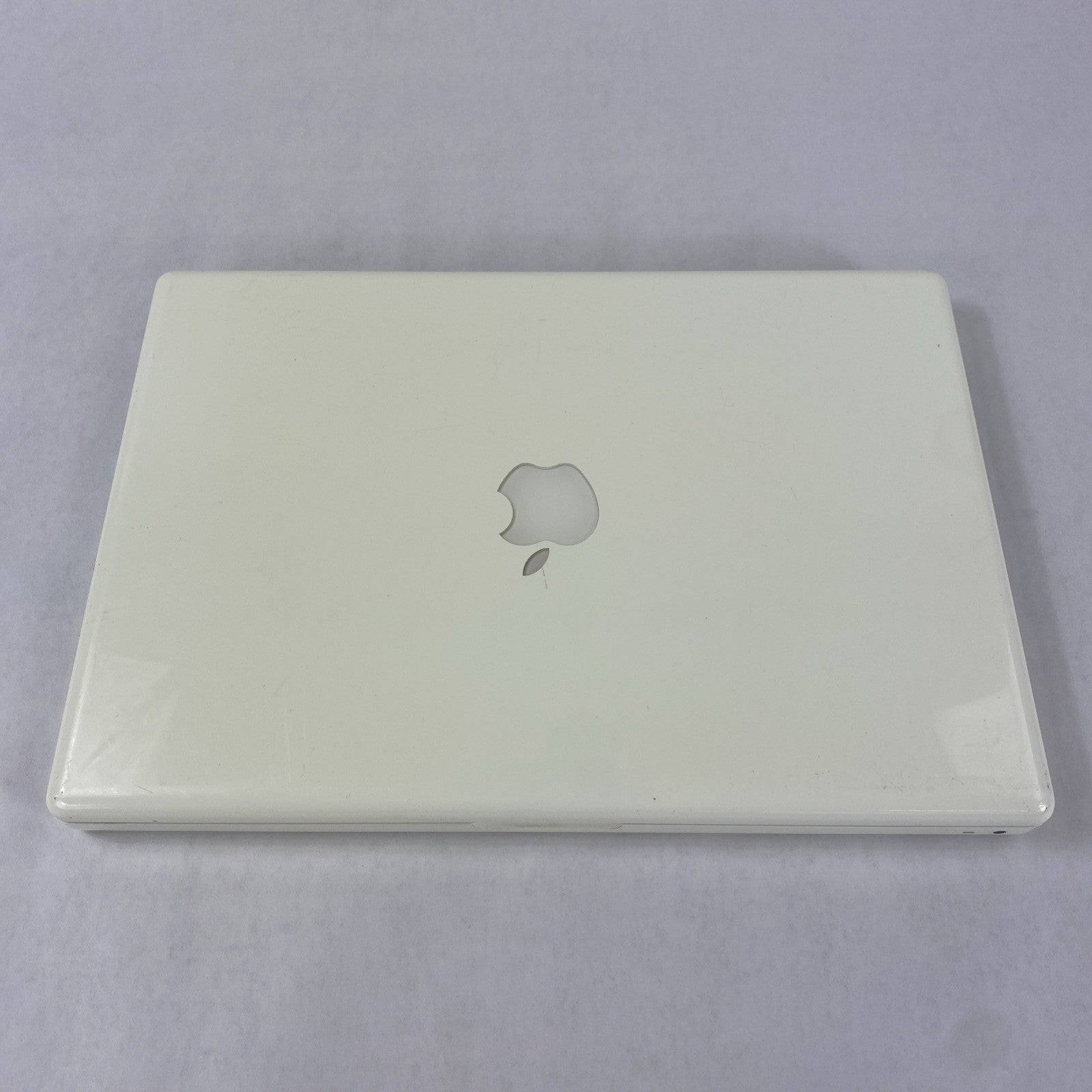 Apple MacBook A1181 2008 13" 2.1GHz Core 2 Duo 1GB RAM No HDD No OS No Battery7