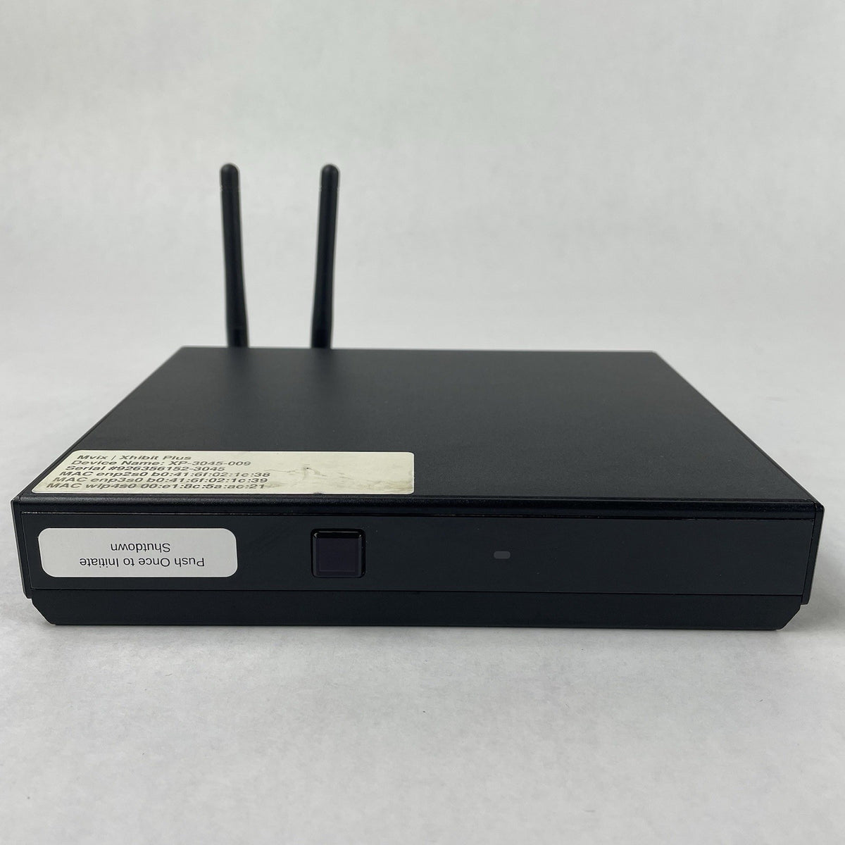 Mvix Xhibit Plus Celeron 3865U 1.80 GHz 4 GB RAM No SSD/OS/AC1