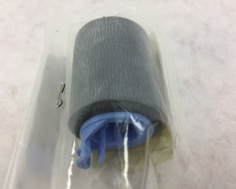 HP Paper Feed Roller Assy   RM1-0037-020