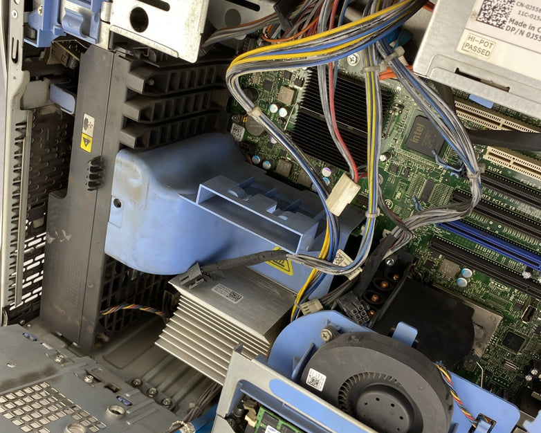 Dell Precision T5500 MT Dual Intel Xeon E5645 2.40GHz 32GB RAM No HDD No OS READ