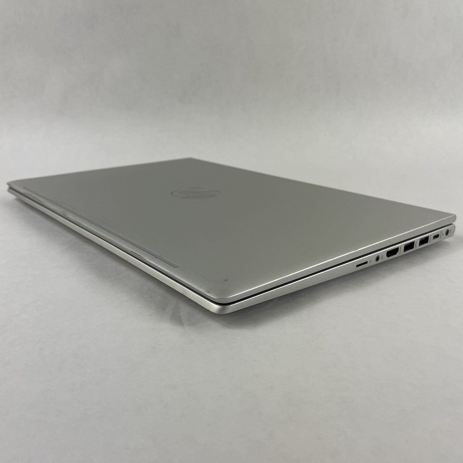 HP ProBook 450 G8 15.6" i5-1135G7 2.40 GHz 8 GB RAM No SSD/OS/AC - READ10