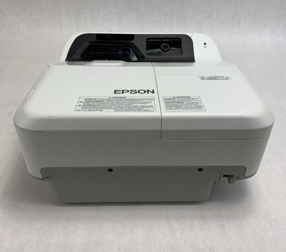 Epson PowerLite 695Wi H740A LCD Lamp Projector 716 Lamp Hours - No Remote1