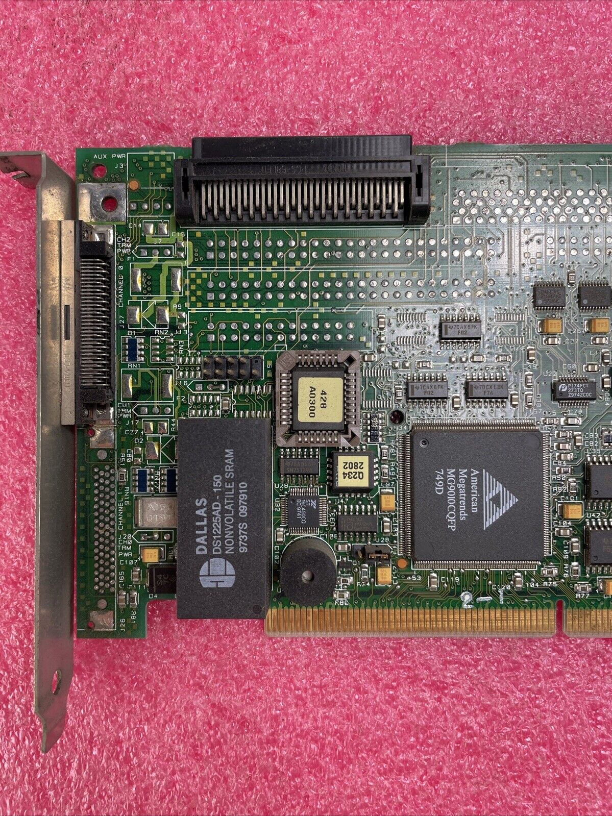 American Megatrends MegaRaid Series 428 Rev D-1 SCSI Controller Board