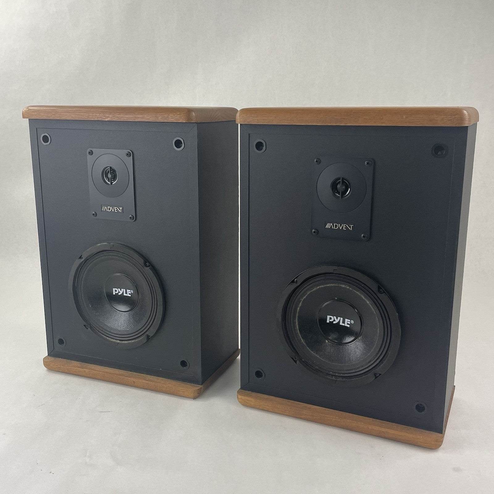 Baby Advent II Bookshelf Speakers Tested Pyle Woofers1