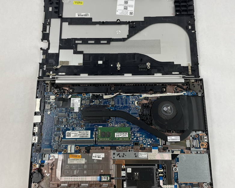HP EliteBook 850 G6 15.6" i5-8365U 1.60 GHz 8 GB RAM No SSD/OS/AC/Batt - Corner