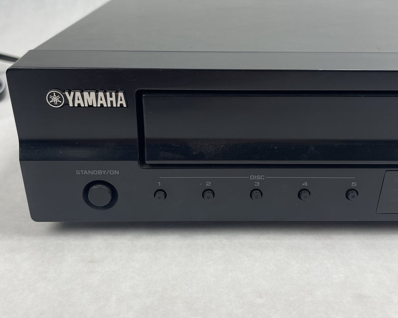 Yamaha  DVD-C750 DVD Player 5-Disc Progressive Scan Natural Sound