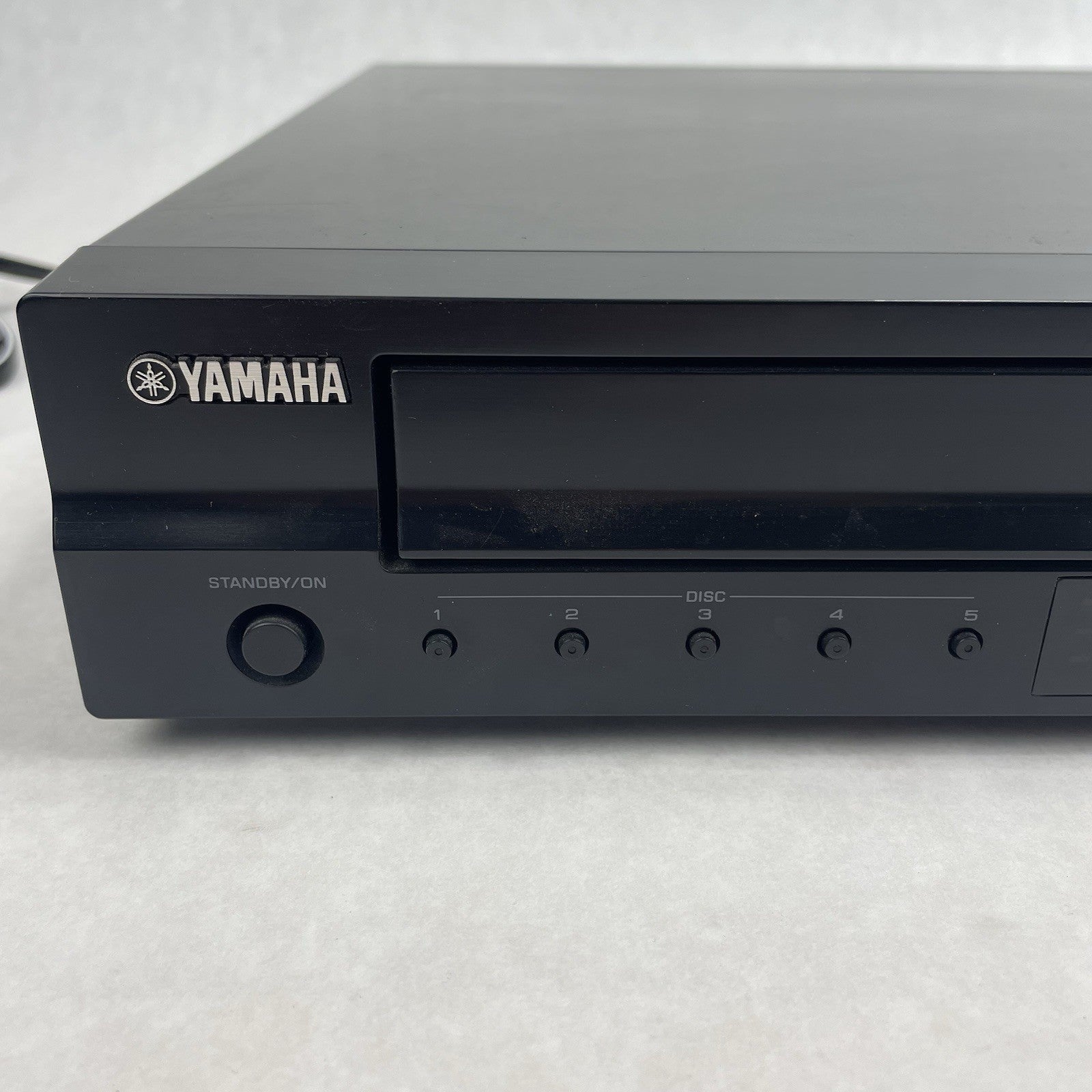 Yamaha  DVD-C750 DVD Player 5-Disc Progressive Scan Natural Sound