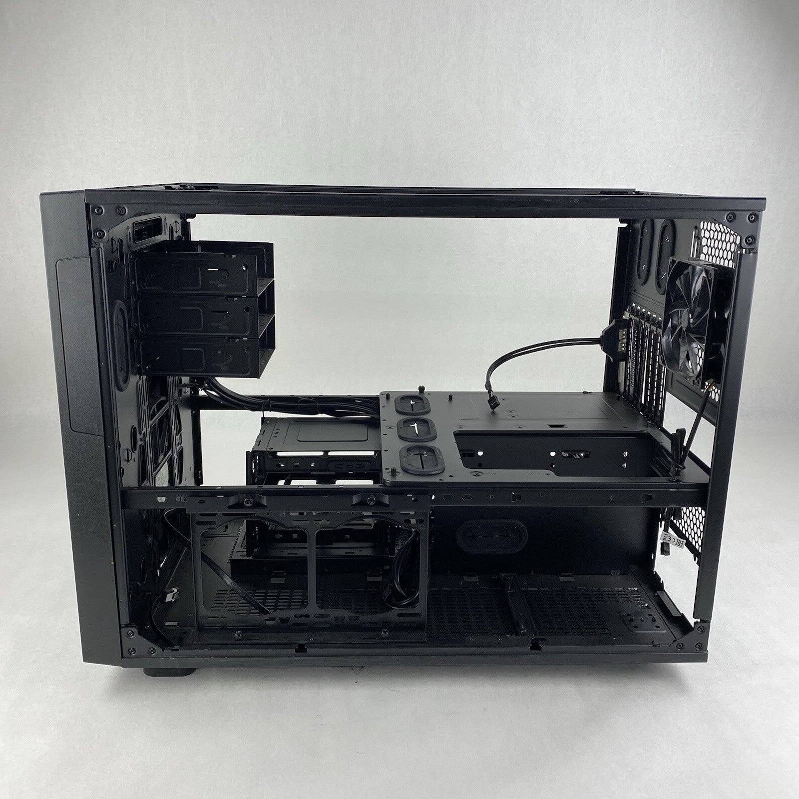 Thermaltake Core X9 E-ATX Cube Computer Case