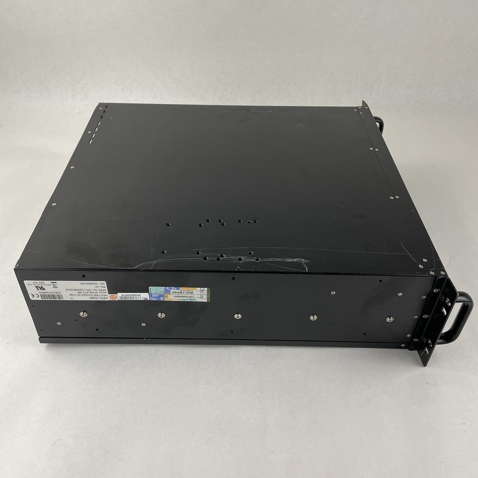 Advantech HPC-7320MB-00XE 3U Rackmount Server Chassis Barebones - Worn13