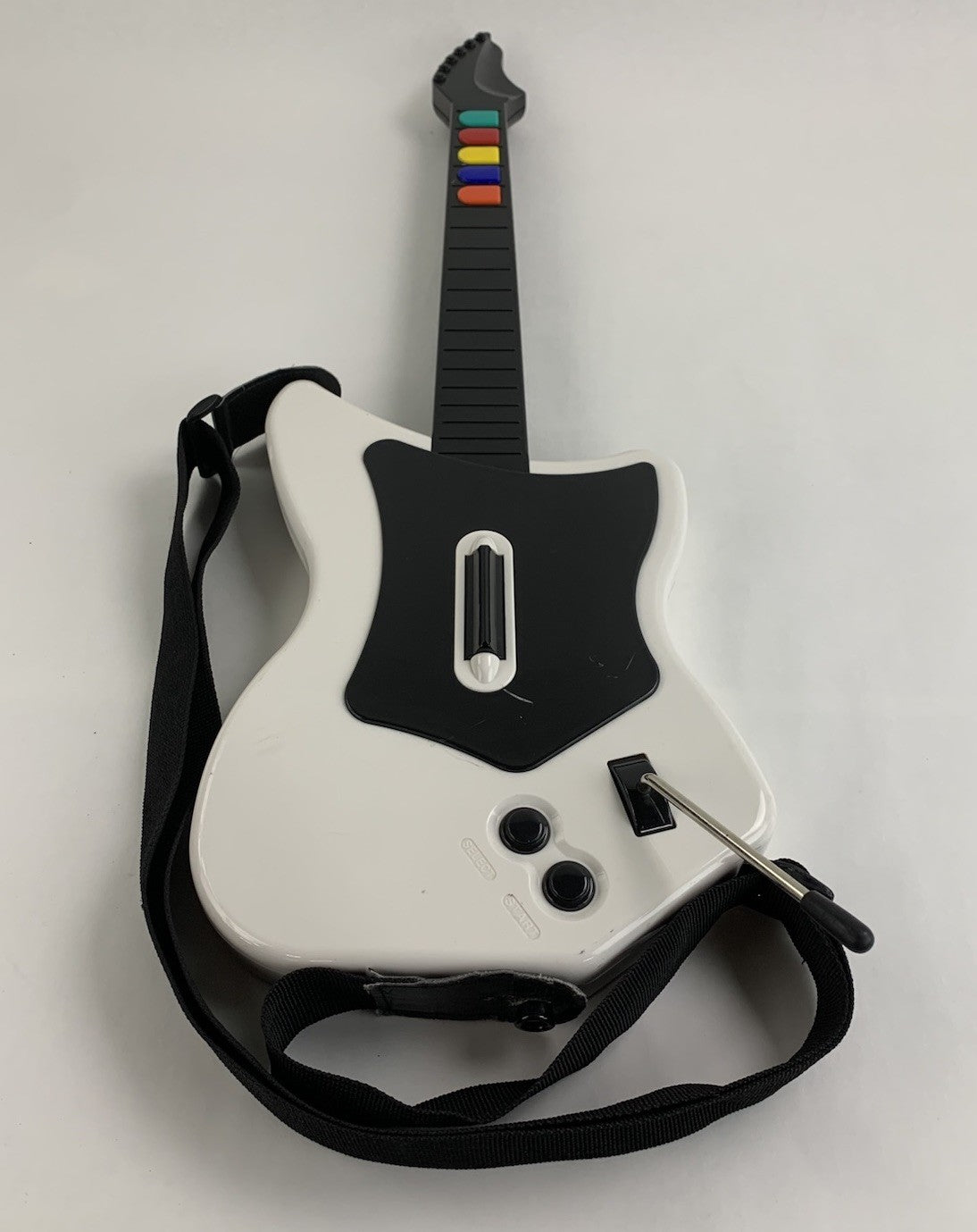 RedOctane 95025 Guitar Hero Wireless Guitar White For Playstation 2 - No Dongle1