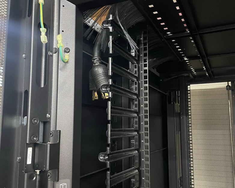 APC E242296 NetShelter SX 42U Server Rack 19" Enclosure Cabinet No Key