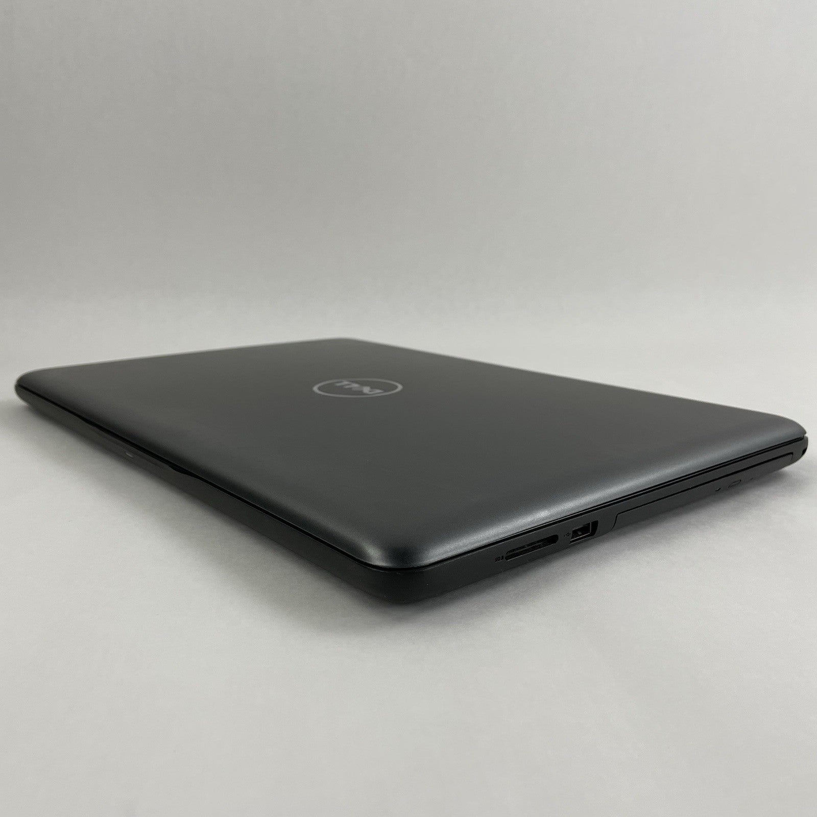 Dell Inspiron 5567 15.6" i5-7200U 2.50 GHz 8 GB RAM No SSD/OS/AC9