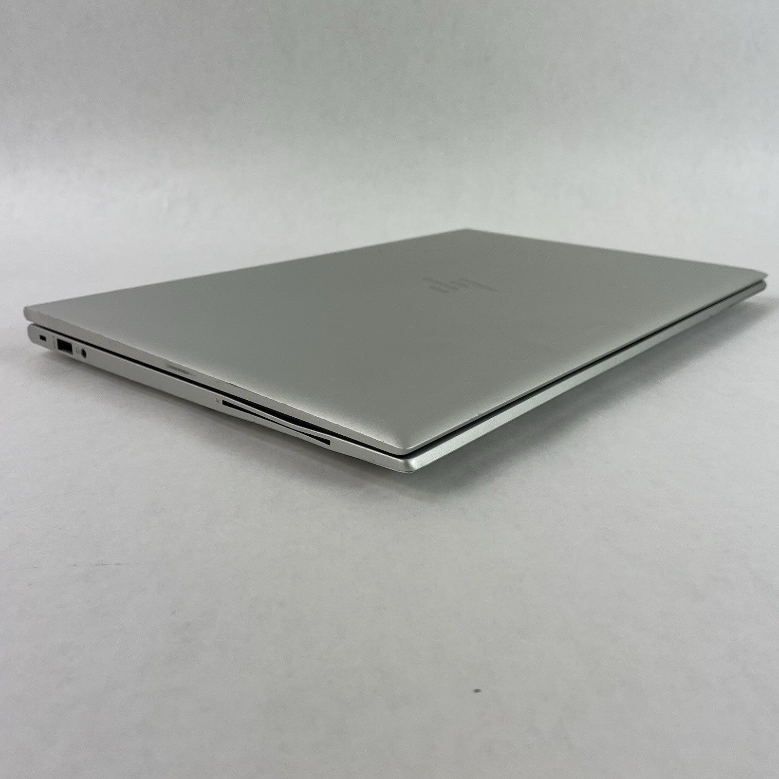 HP EliteBook 850 G8 15.6" i5-1145G7 2.60 GHz 8 GB RAM No SSD/OS/AC- Bent SC Slot13