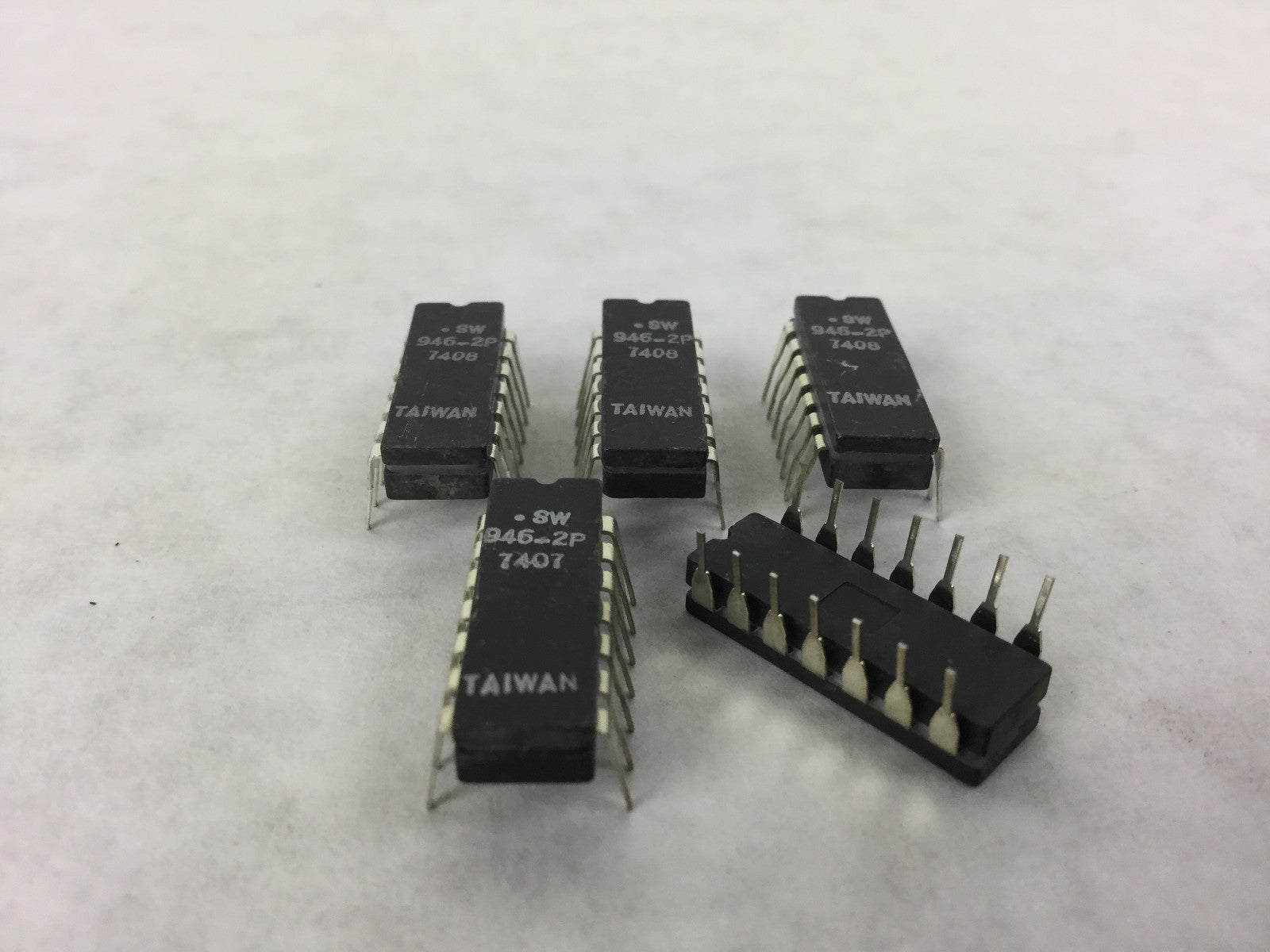 NEW SW 946-2P STEWART WARNER, Lot of 5, NEW 14-PIN