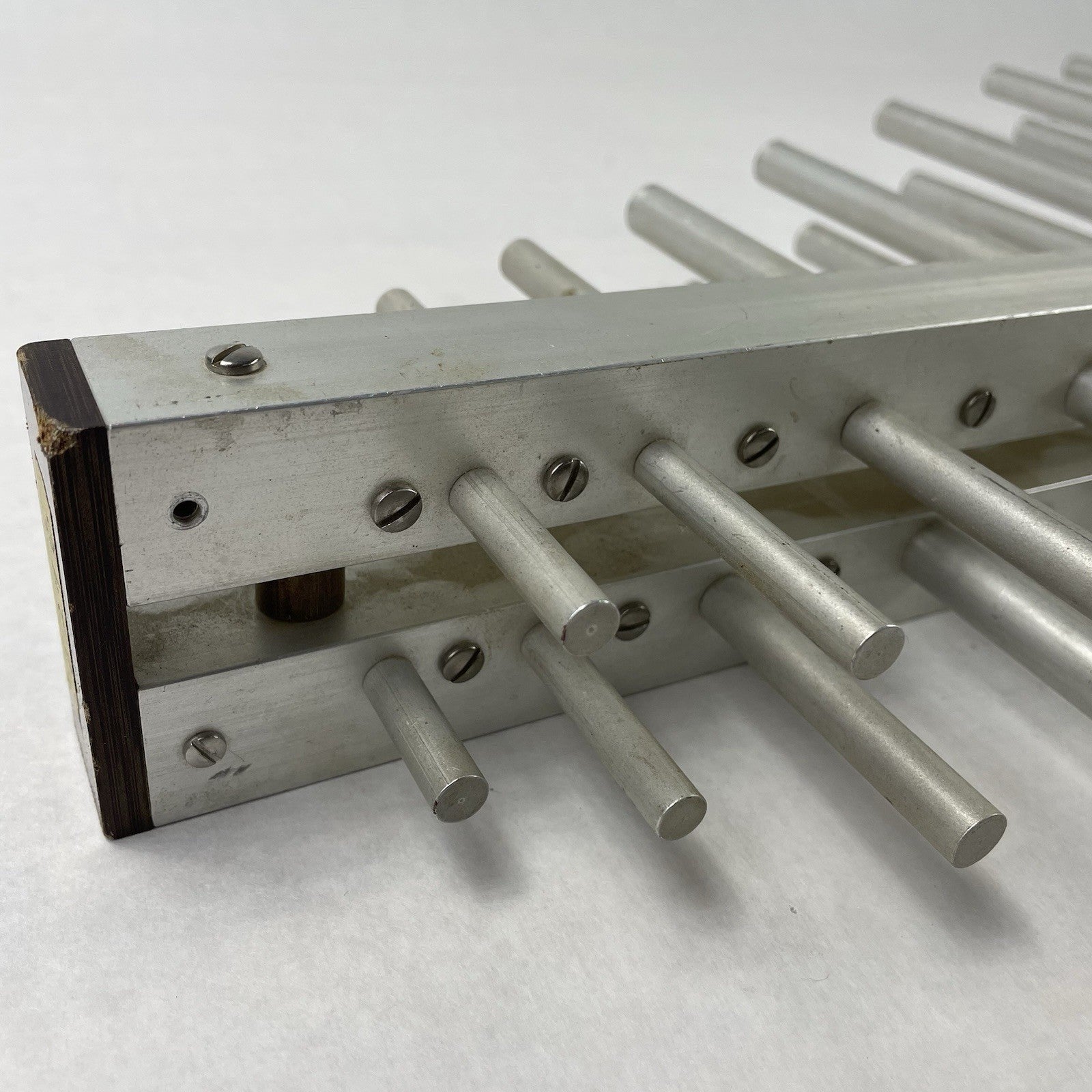 Emco Eaton 3146 Log Periodic Antenna 1605 200MHz-1GHz