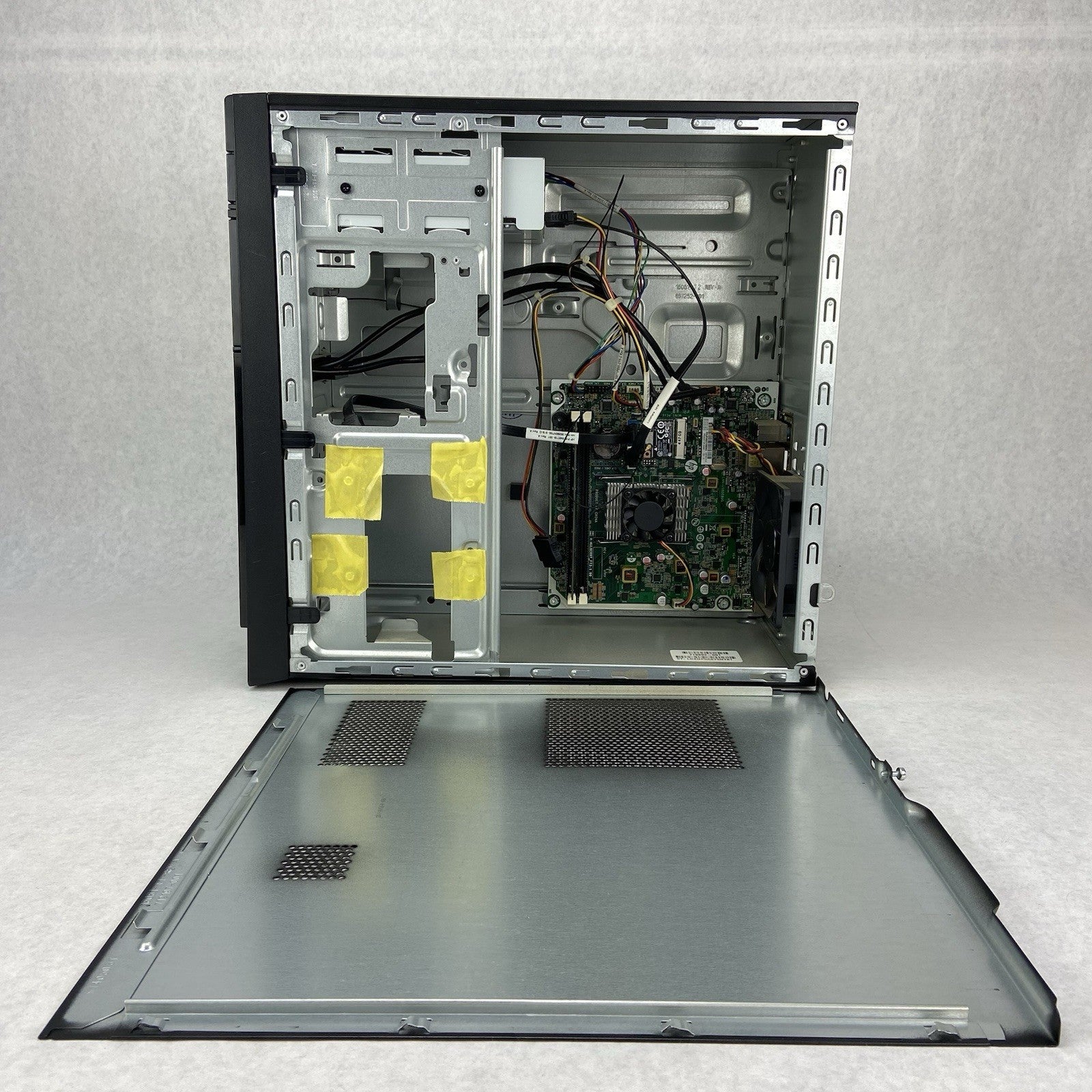 HP 110-217C MT AMD A4-5000 1.5GHz 4GB RAM No HDD No OS8