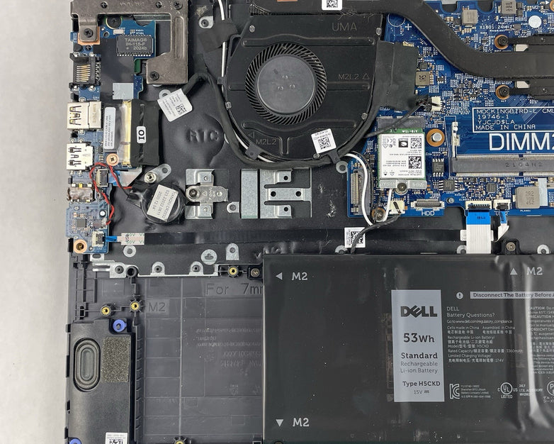 Dell Latitude 3510 15.6" i7-10510U 1.80 GHz 8 GB RAM No SSD/OS/AC - Bad M.2