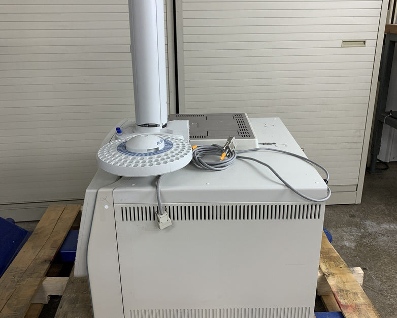 Thermo Scientific Trace GC Ultra w/ AI 3000 Auto Sampler Powers On