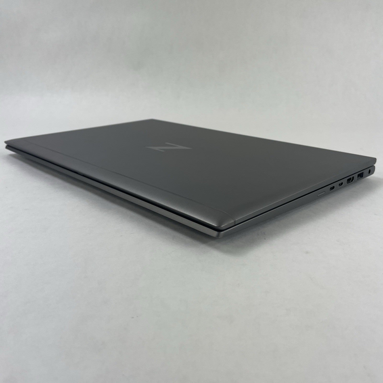 HP ZBook FireFly 15 G8 15.6" i7-1165G7 2.80 GHz 16 GB RAM No SSD/OS/AC10