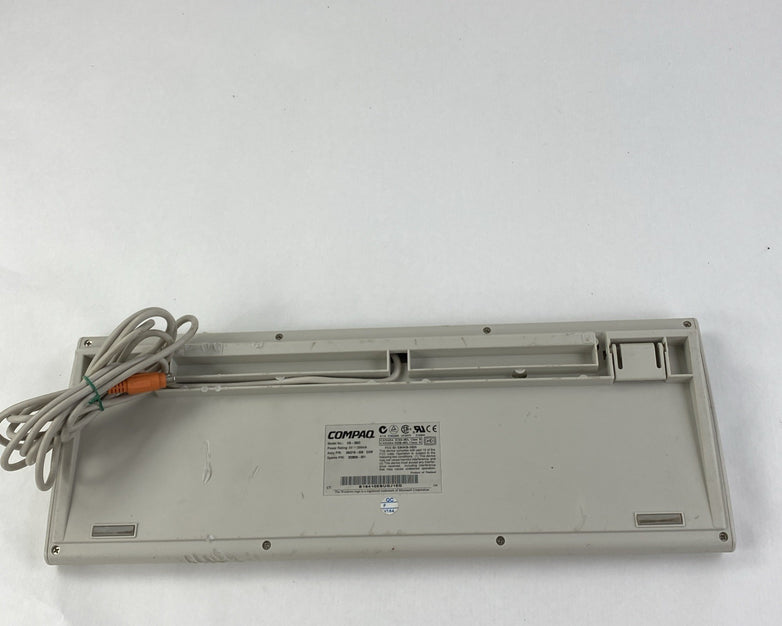 Compaq KB-3923 5V 18"L 7"W 6 Pin Keyboard - Tested