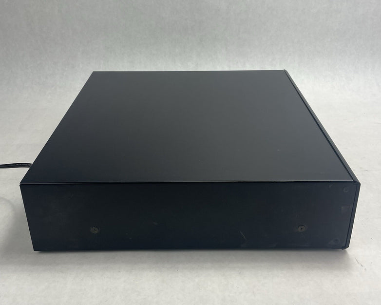 Adcom GCD-700 5 Disc CD Player Tested