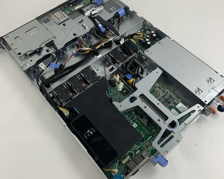 Dell PowerEdge R330 1x Xeon E3-1230v5 3.4 GHz 16 GB PERC H330 No OS No HDD