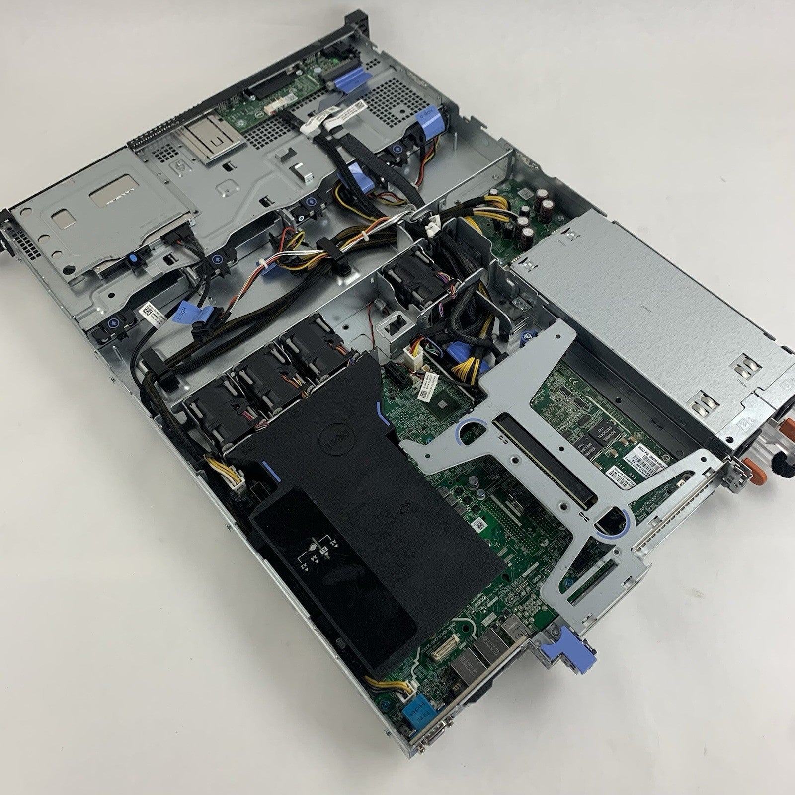 Dell PowerEdge R330 1x Xeon E3-1230v5 3.4 GHz 16 GB PERC H330 No OS No HDD13