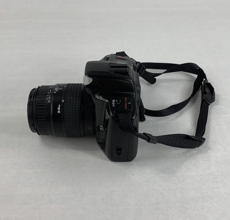 Minolta MAXXUM 330si RZ Camera w/ Quantaray MX AF 1:3.5-5.6 f=28-80mm Lens