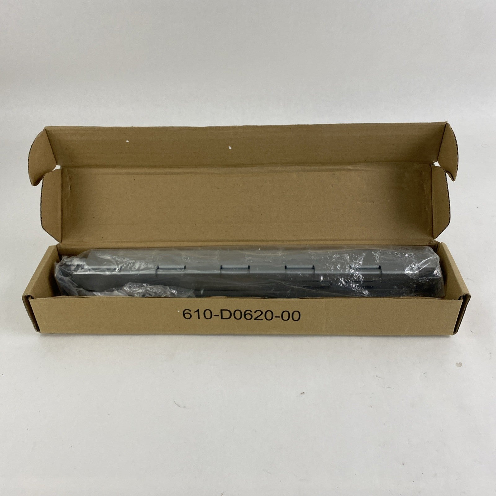 Eaton 610-D0620-00 UPS Mount Sliding Rail Kit2