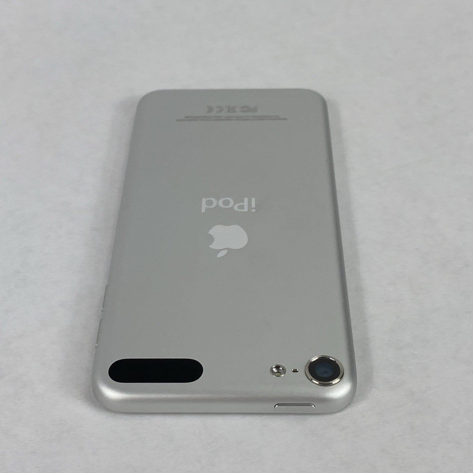 Apple iPod Touch 6th Gen A1574 32GB 4" Silver IOS 12.5.713