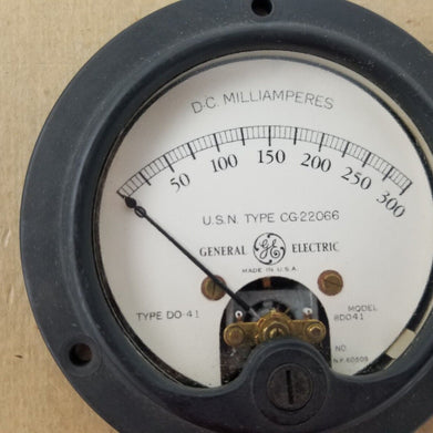 GE U.S.N Type CG-22066 DC Milliamperes 8D041