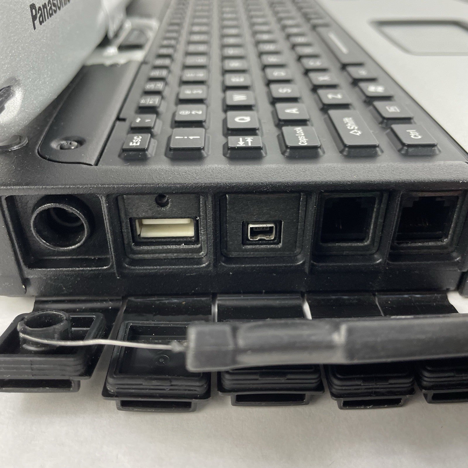 Panasonic ToughBook CF-19 10.6" Core 2 Duo U9300 1.20 GHz 2 GB RAM No SSD/OS/AC5