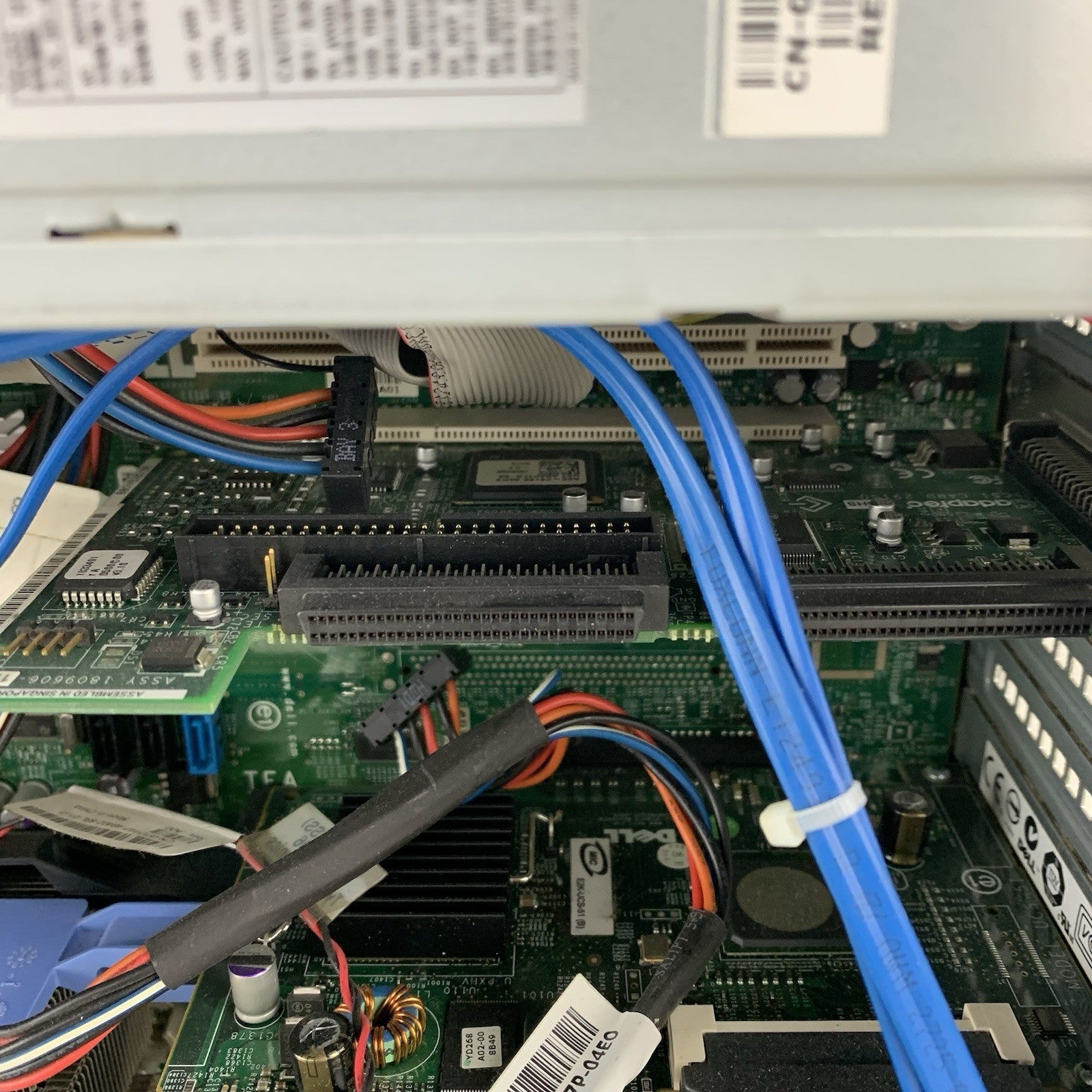 Dell PowerEdge SC1430 Tower Server Intel Xeon 3.0 GHz 2 GB RAM NO HDD NO OS15