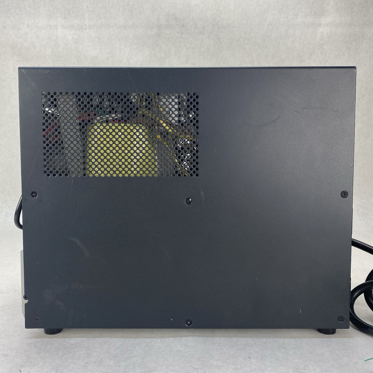 Tripp Lite SMART1500SLT 1500VA 900W UPS Smart Tower - No Batteries Front Panel8